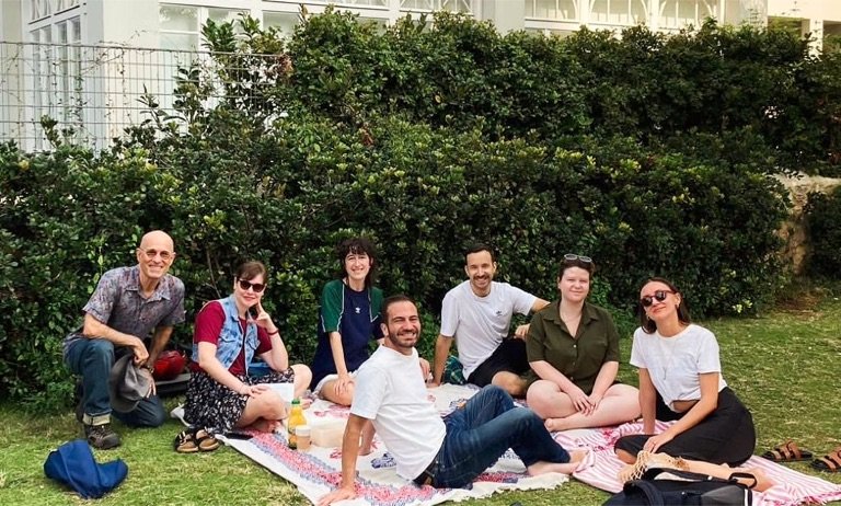 Integraliah students during a class picnic in a Tel Aviv park